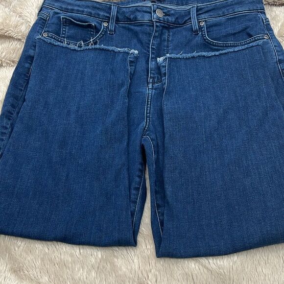 NYDJ dark wash high waist Capri raw hem size 14 - Picture 2 of 4